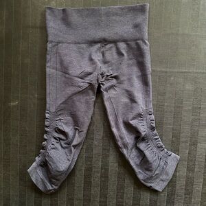 Gray/blue Lululemon capris